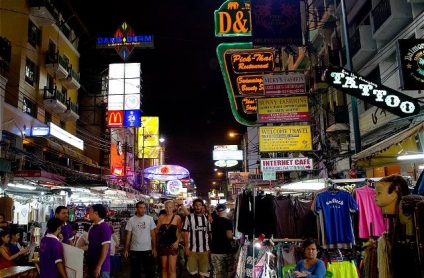 Strada Khaosan Road în Bangkok cum ajungeți la hotel, fotografii, fotografie