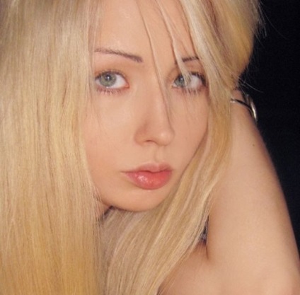 Valeria Lukyanova sa arătat fără make-up și photoshop