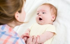 Рукавиці для новонароджених спицями з описом, мамам про діток