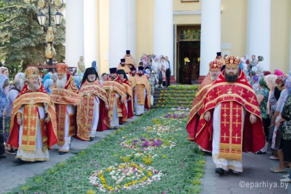 În Gomel a venit o parte din moaștele Sf. Pantelimon