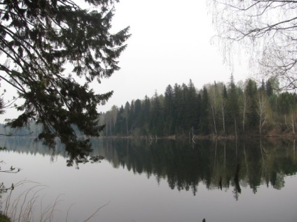 Водоспад біля річки пещерка, алтайський край