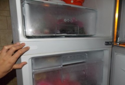 Холодильник сильно морозить і не вимикається причини, що робити