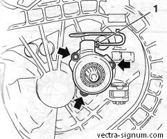 Înlocuirea ansamblului cilindrului de acționare a ambreiajului cu rulmentul de presiune al modelului Opel Vectra, opel vectra