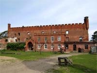 Castelul Shaaken din satul regiunii Nerkovo Kaliningrad în fotografie și hartă