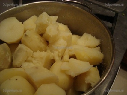 Запіканка картопляна з фаршем в духовці