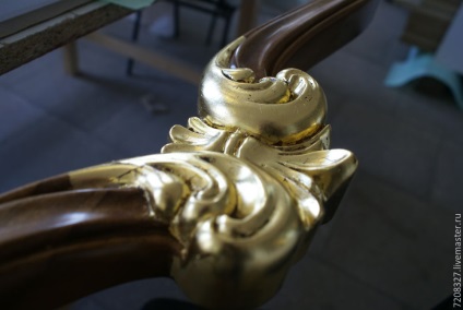 Mobilă de aur cu frunze de aur - târg de meșteșugari - manual, manual