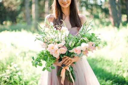 10 Питань весільного флориста - the bride