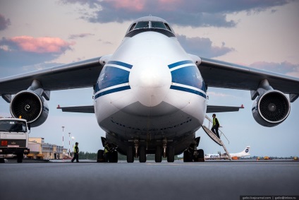 An-124 