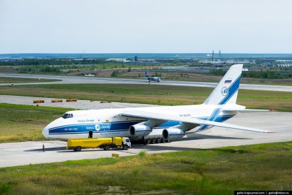 An-124 