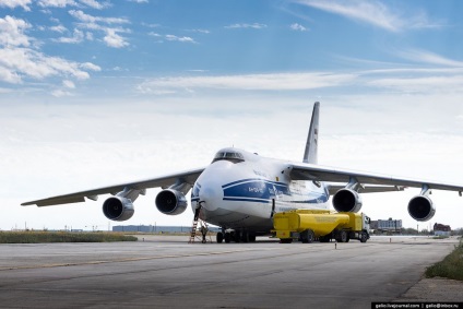 An-124 