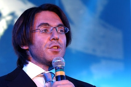 Andrey malakhov crește prematur din cauza cantității uriașe de machiaj