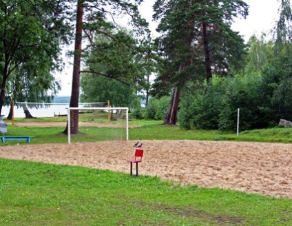 База відпочинку - зірочка, озеро Балтії