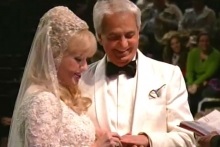 Benny Hinn și soția sa Suzanne s-au căsătorit din nou doi ani după divorț, credința vie a presei