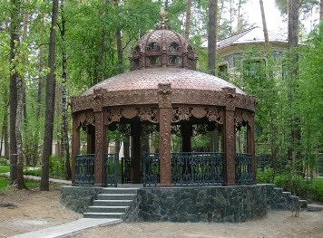 Arbor în stilul de caracteristici de design rotundă