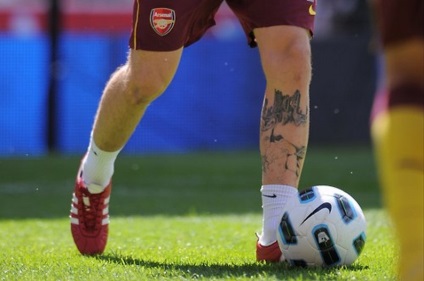 Ce înseamnă acest lucru sau tatuaje ale unor jucători celebri de fotbal, vestea despre Nipru