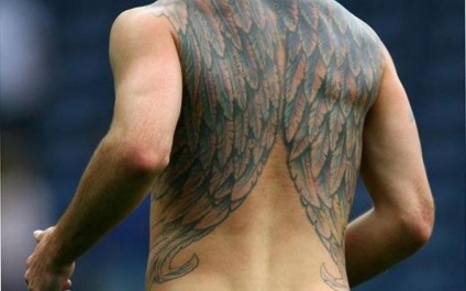 Ce înseamnă acest lucru sau tatuaje ale unor jucători celebri de fotbal, vestea despre Nipru