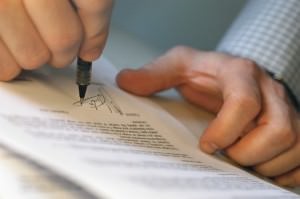 Contractul de închiriere a unui apartament între persoane fizice - descărcați un exemplar necompletat al unui contract standard