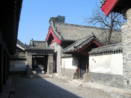 Enciclopedia din China - templu, casă și pădure din Confucius - locuri frumoase din China - turism - informații generale -