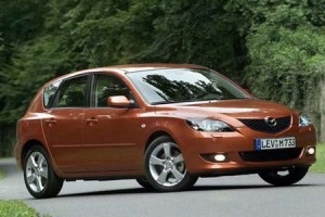 Ford Focus sau Mazda 3 este o întrebare dificilă, nu-i așa?