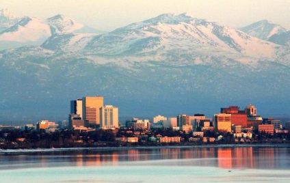 Orașele din Alaska revizuiesc, atracțiile și fotografiile