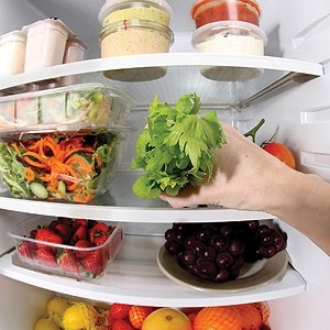 Hogyan lehet megszabadulni a kellemetlen szagokat a hűtőben gyakorlati tanácsokat
