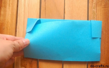 Hogyan készítsünk egy erszényt ki a papírt a kezét
