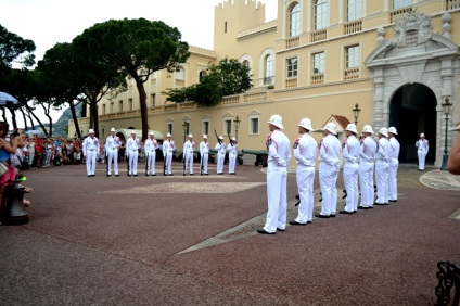 Cum de a face o călătorie în Monaco cool și ieftin