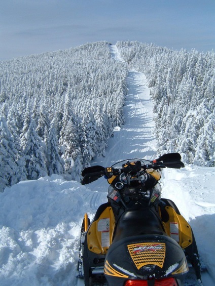 Cum sa alegi un snowmobil folosit in conditii bune, snowmobile b