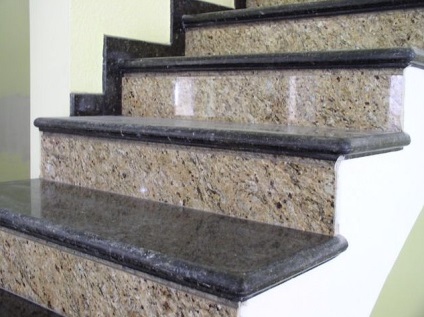 Cum se întinde scările de granit ceramic? Există anumite nuanțe în această lucrare, o