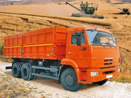 Kamaz platós félpótkocsi szállítására gabona