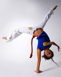 Capoeira este o lecție de dans sau luptă de învățare capoeira - video, capoeira de luptă pentru începători,