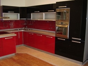 Bucătărie roșie Cum de a crea o opțiune perfectă