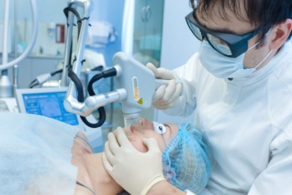 Reîntinerirea facială laser este esența metodei, tipuri, contraindicații, recomandări, video