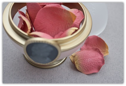 Les merveilleuses de laduree face color rose laduree in 01 swatches - review