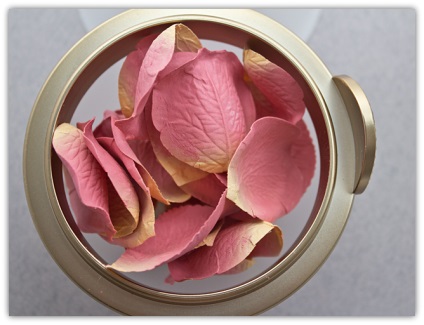 Les merveilleuses de laduree face color rose laduree in 01 swatches - review