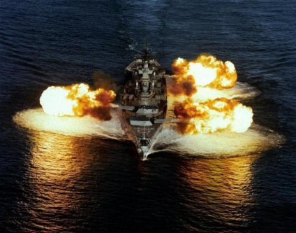 Battleship Iowa jellemzők