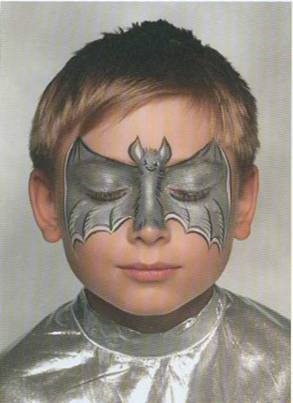 Batman's make-up, coafura lui Batman cu propriile mâini