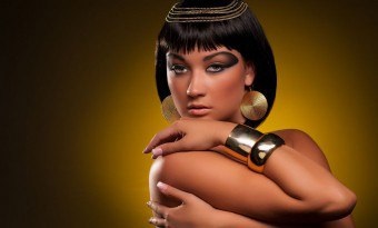 Макіяж в єгипетському стилі надає загадковості жіночого вигляду