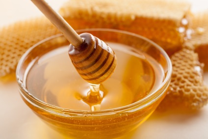 Маска для обличчя з медом в домашніх умовах, трохи просто, відгуки кращі з водою, йод і масло,