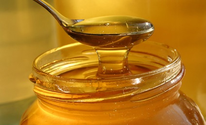 Маска для обличчя з медом в домашніх умовах, трохи просто, відгуки кращі з водою, йод і масло,