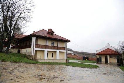 Монастир кепріяна - монастир хинку - монастир Верзерешть - село долна