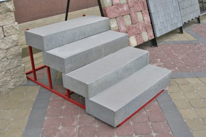 Instalarea regulilor de instalare a treptelor de beton, selectarea materialelor