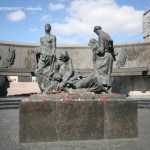 Monumentul apărătorilor eroici din Leningrad - plimbări prin Petersburg