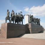 Monumentul apărătorilor eroici din Leningrad - plimbări prin Petersburg