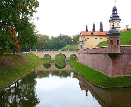 Nesvizh Castle Fehéroroszország fotó, történelem, jegyárak, túra