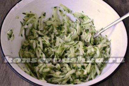 Az uborka uborka recept téli fényképpel (só) Uborka uborka recept téli képpel