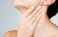Основні симптоми при вузлах в щитовидній залозі