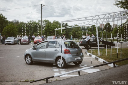 Sa mutat de la scaunul cu rotile la masina - si tu esti deja un conducator »