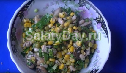 Salate pe masa festiva - ultimul paie în retete moderne de gătit cu fotografii și clipuri video