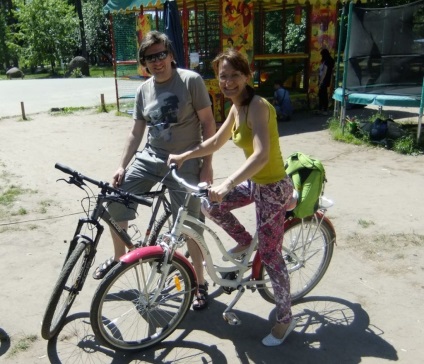 Închirierea de biciclete în parcul de faimă a gherilelor